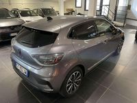 Usata Renault Clio V Techno 101 CV (74 kW) 2025 Grigio Utilitaria