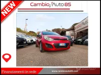 Usata Kia Rio EX 85 CV (62 kW) 2011 Rosso Berlina