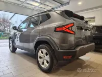 Neu Dacia Duster Expression 120 PS (88 kW) 2026 Grau SUV