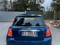 Begagnad Mini ONE 75 HK (55 kW) 2013 Blå Halvkombi