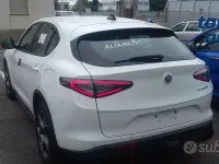 Nuova Alfa Romeo Stelvio Sprint 160 CV (117 kW) 2026 Bianco SUV