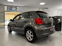 Usata VW Polo Comfortline 90 CV (66 kW) 2012 Grigio Utilitaria