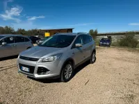 Usata Ford Kuga Titanium 120 CV (88 kW) 2016 Grigio SUV
