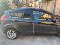 Usata Ford Fiesta 68 CV (50 kW) 2009 Blu Berlina