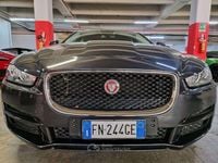 Usata Jaguar XE 179 CV (131 kW) 2018 Grigio Berlina