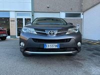 Usata Toyota RAV4 Lounge 124 CV (91 kW) 2015 Grigio SUV