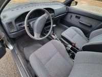 Usata Toyota Corolla 102 CV (75 kW) 1990 Grigio Station wagon