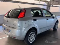 Usata Fiat Grande Punto 77 CV (56 kW) 2013 Grigio Utilitaria