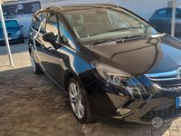 Usata Opel Zafira Tourer Cosmo 130 CV (95 kW) 2013 Grigio Monovolume