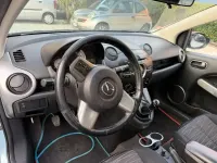 Usata Mazda 2 75 CV (55 kW) 2007 Blu Utilitaria
