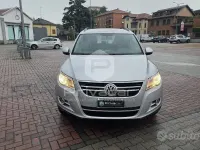 Usata VW Tiguan Trendline 150 CV (110 kW) 2011 Grigio SUV