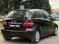 Usata Mercedes B180 Premium 109 CV (80 kW) 2011 Nero Monovolume