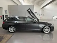 Usata BMW 520 Luxury Line 190 CV (139 kW) 2017 Grigio Station wagon
