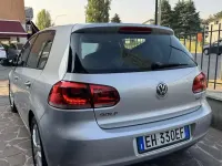 Usata VW Golf VI Highline 122 CV (89 kW) 2011 Argento Utilitaria