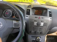 Usata Opel Zafira 120 CV (88 kW) 2008 Grigio Monovolume