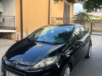 Usata Ford Fiesta 96 CV (70 kW) 2011 Nero Utilitaria