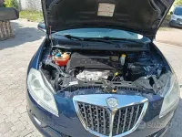 Usata Lancia Delta 105 CV (77 kW) 2010 Blu Utilitaria