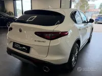 Usata Alfa Romeo Stelvio Business 160 CV (117 kW) 2021 Bianco SUV
