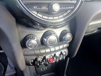 Usata Mini ONE 75 CV (55 kW) 2018 Nero Utilitaria