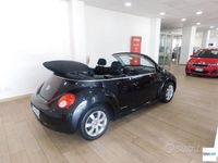 Usata VW New Beetle Cabriolet 105 CV (77 kW) 2008 Nero Cabrio