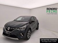 Usata Renault Captur Intens 101 CV (74 kW) 2022 Blu scuro SUV