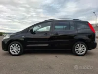 Usata Mazda 5 110 CV (80 kW) 2007 Nero Monovolume
