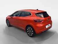 Usata Renault Clio V Techno 143 CV (105 kW) 2023 Arancione Utilitaria