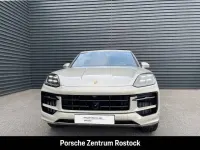 Usata Porsche Cayenne Turbo E-Hybrid 475 CV (349 kW) 2025 Beige SUV
