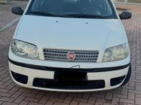Usata Fiat Punto Dynamic 60 CV (44 kW) 2005 Bianco Utilitaria