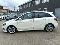 Käytetty Mercedes B200 136 HP (100 kW) 2016 Valkoinen Tila-auto