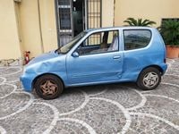 Usata Fiat 600 54 CV (39 kW) 2006 Blu Utilitaria
