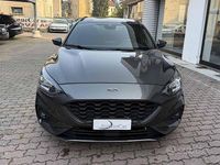 Usata Ford Focus ST-Line 120 CV (88 kW) 2019 Grigio / metallizzato Station wagon