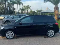 Usata Mercedes B180 Executive 109 CV (80 kW) 2012 Nero Utilitaria