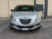 Usata Lancia Delta 120 CV (88 kW) 2010 Argento Utilitaria