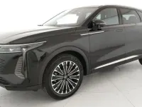 Usata Omoda 9 537 CV (394 kW) 2025 Nero SUV