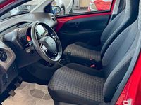 Usata Peugeot 108 Active 72 CV (52 kW) 2020 Rosso Berlina