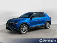 Usata VW T-Roc Life 150 CV (110 kW) 2024 Blu SUV