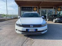 Usata VW Passat Executive 150 CV (110 kW) 2016 Bianco Station wagon