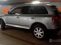 Usata VW Touareg 240 CV (176 kW) 2007 Grigio SUV