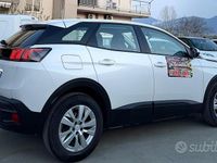 Usata Peugeot 3008 130 CV (95 kW) 2021 Bianco SUV