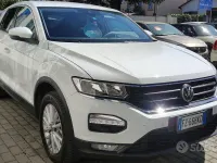 Usata VW T-Roc Style 116 CV (85 kW) 2019 Bianco pastello SUV