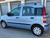 Usata Fiat Panda Lounge 69 CV (50 kW) 2012 Bluazzurro Utilitaria
