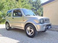 Usata Suzuki Jimny 80 CV (58 kW) 2004 Grigio SUV