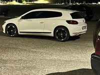 Usata VW Scirocco 140 CV (102 kW) 2009 Bianco Coupé