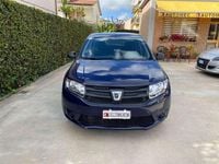 Usata Dacia Sandero Lauréate 75 CV (55 kW) 2015 Blu/azzurro Utilitaria