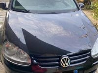 Usata VW Golf V 105 CV (77 kW) 2007 Nero Utilitaria