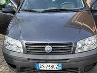 Usata Fiat Punto Dynamic 60 CV (44 kW) 2004 Grigio Utilitaria
