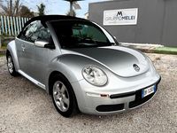 Usata VW New Beetle 106 CV (77 kW) 2007 Grigio Utilitaria