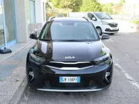 Gebraucht Kia Stonic Style 84 PS (61 kW) 2023 Schwarz SUV