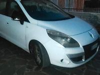 Usata Renault Scénic III XMOD 110 CV (80 kW) 2010 Bianco Monovolume